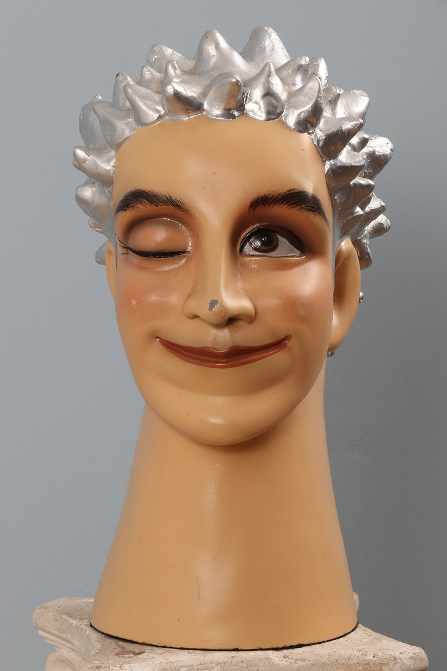 Decoratief hoofd (met een knipoog)